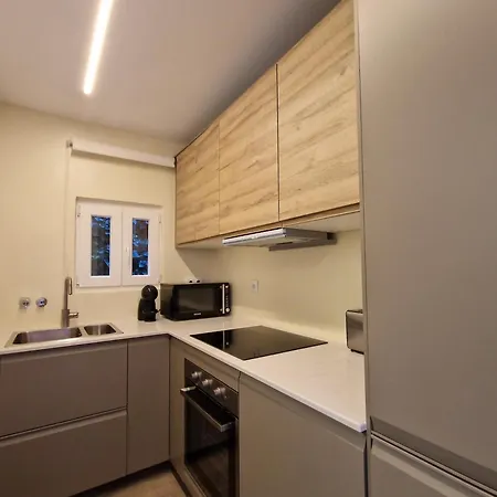 Viscount - Private Terrace Apartment