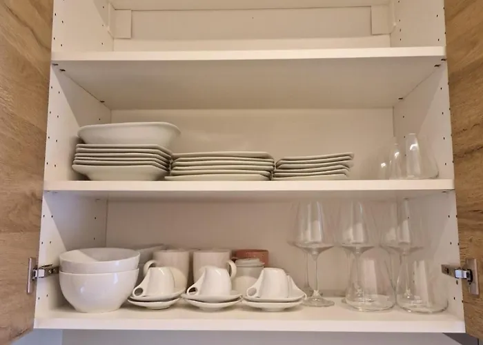 Viscount - Private Terrace